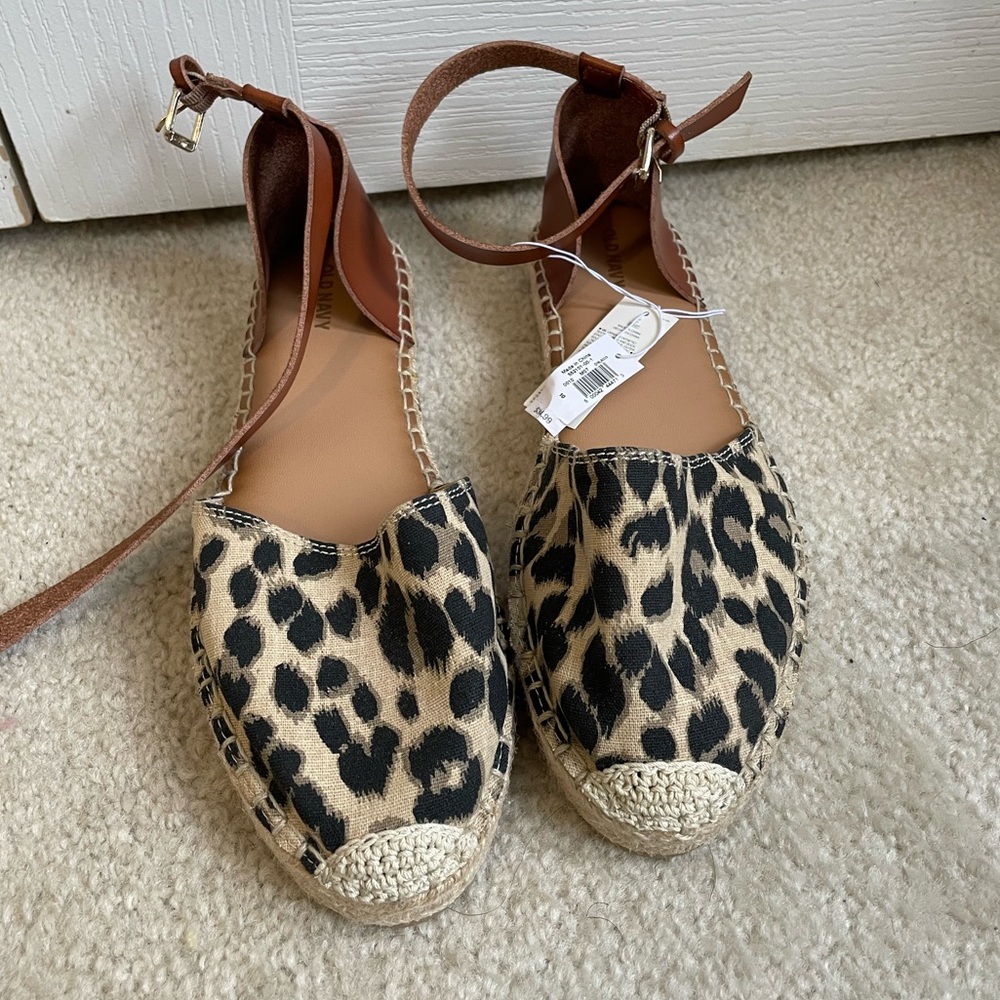 Old Navy Cheetah print Espadrilles with leather backing and buckle
